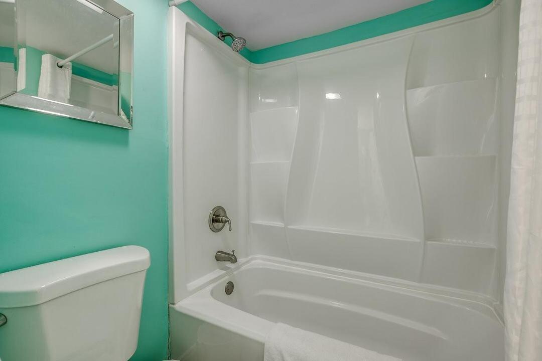 Вилла Oceanfront 2Br At Blue Water Миртл-Бич Экстерьер фото